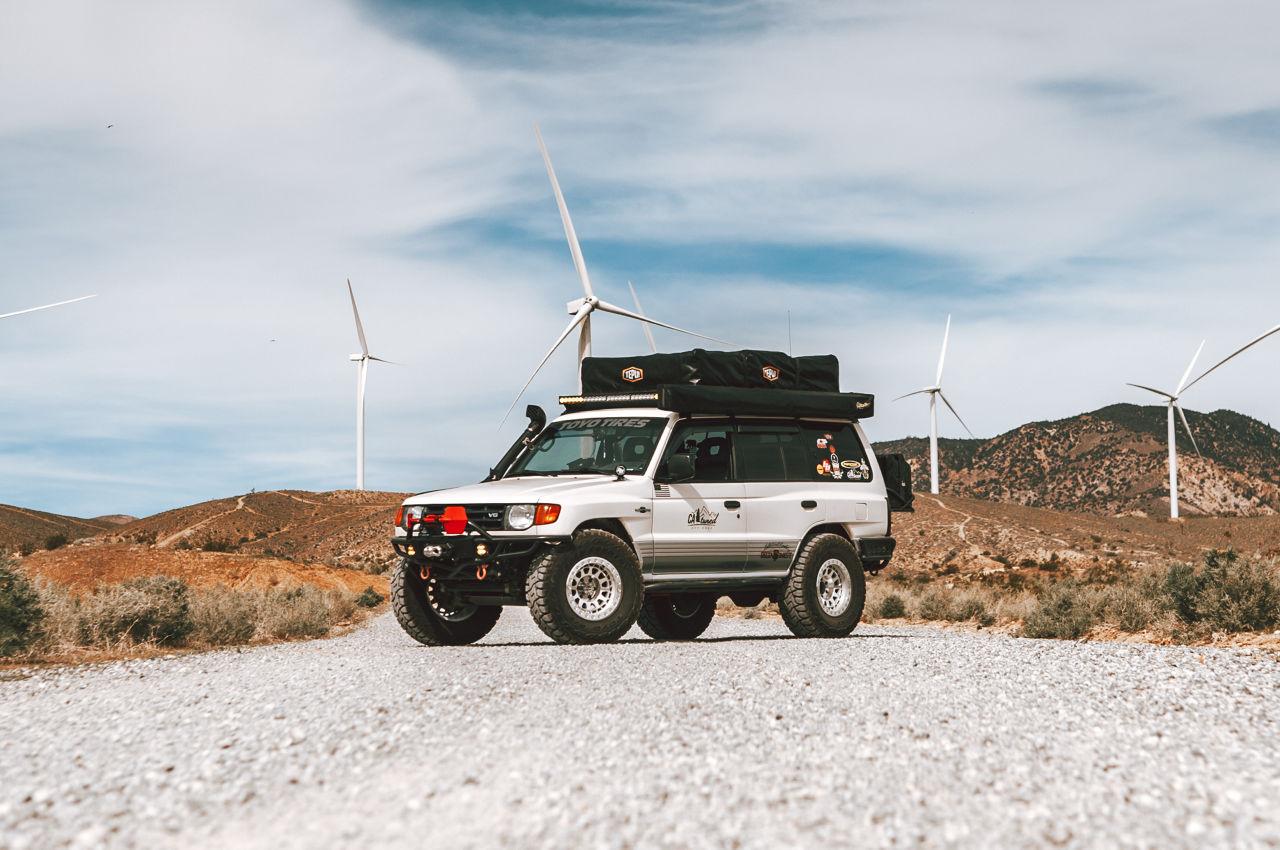 1998 Mitsubishi Montero - Black Rhino PRIMM - Silver | Black